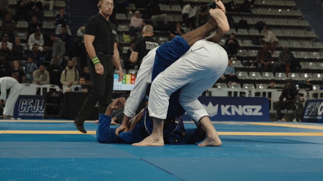 De la riva - leg pummel - come up