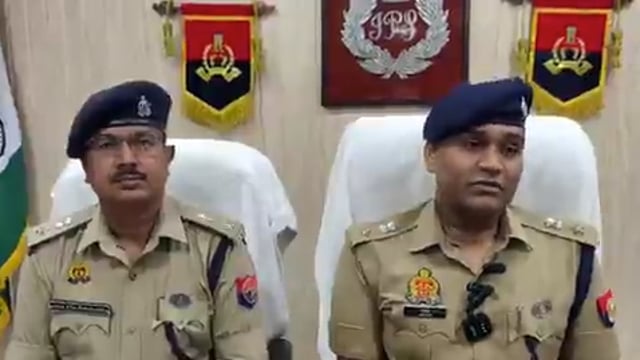जनपद अमरोहा पुलिस द्वारा सम्मानित नागरिकों के गुम/खोए 192 मोबाइल फोन (अनुमानित कीमत लगभग 38