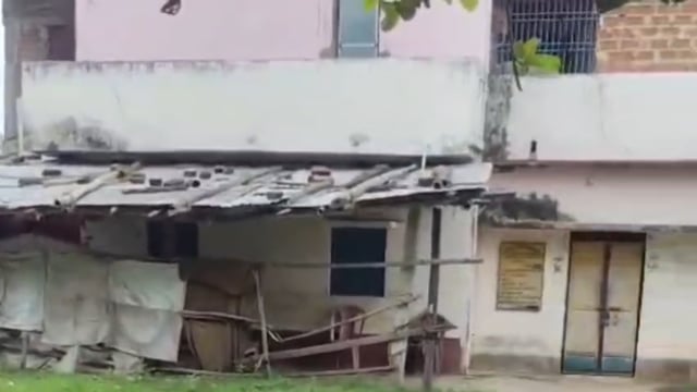 राशन नहीं, अनियमितताओं का वितरण! भदरिया की पीडीएस दुकान पर गंभीर आरोप, जांच के घेरे में व्यवस्था