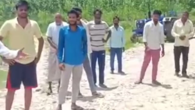 बुग्गावाला! दौड़बसी नदी की पुलिया निर्माण को लेकर ग्रामीणों ने किया जोरदार प्रदर्शन!