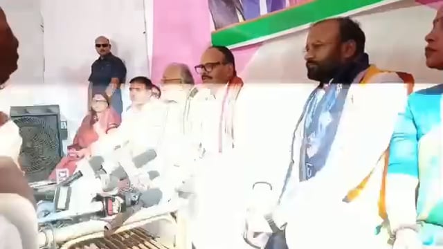 स्वास्थ्य मंत्री बृजेश पाठक मीडिया से बात करी परशुराम मंदिर जल्द ही बनेगा शाहजहांपुर