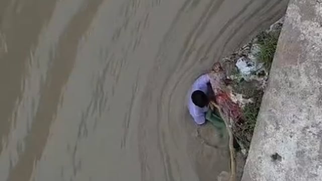 भोपा गंगनहर में कूदी महिला की जान पुलिस ने अपनी जान पर खेलकर बचाई