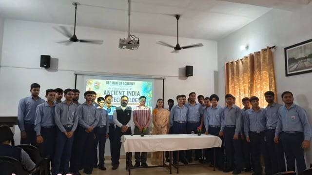 " प्राचीन भारत में दही, औषधीय पौधों और प्राकृतिक उपचारों का ज्ञान जैव प्रौद्योगिकी की प्रारंभिक झलक था। परंपरागत ज्ञान और आधुनिक विज्ञान का यही संगम आज नई खोजों और बेहतर भविष्य की प्रेरणा बन रहा है।"