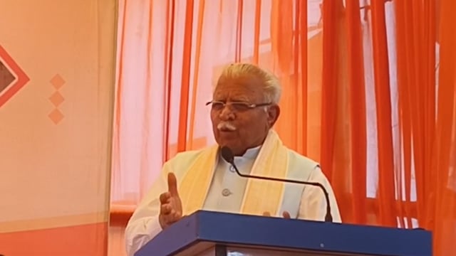 केंद्रीय कैबिनेट मंत्री मनोहर लाल खट्टर ने चुलकाना में सिलाई प्रशिक्षण केंद्र का किया उद्घाटन, अंत्योदय को बताया समाज उत्थान का सशक्त माध्यम।