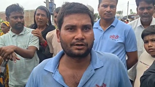 सिद्धार्थनगर: स्कूल जा रही कक्षा 9 की छात्रा की डम्फर की चपेट में आने से दर्दनाक मौत
