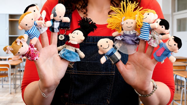 Ten Tiny Puppets