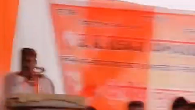 शाहजहांपुर डिपो के एक परिचालक एक सरकारी लिपिक बाबू की चोरी की खोलना खोल किसके संरक्षण में कर रहा चोरी