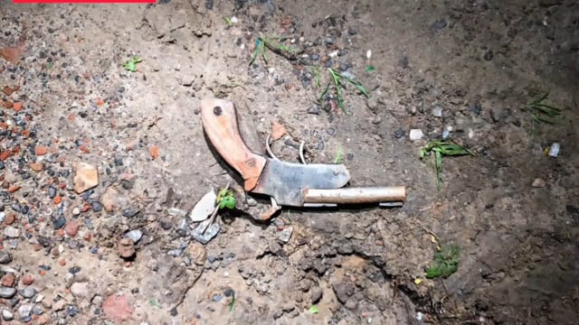 गाजियाबाद थाना इंदिरापुरम पुलिस टीम द्वारा एक अभियुक्त स्नैचर ब लुटेरा को मुठभेड़ के दौरान दबोचा 