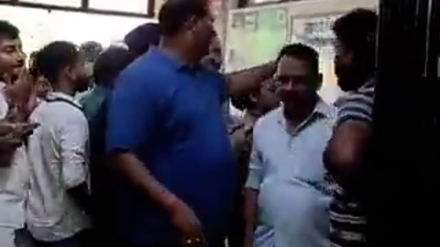 यूपी: गोरखपुर में कांस्टेबल अभिषेक ने 10 साल की बच्ची की अपहरण और रेप के बाद हत्या कर
