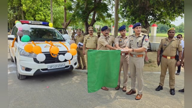 प्रतापगढ़ यातायात पुलिस को मिली हाईटेक इनोवा इंटरसेप्टर, ओवरस्पीडिंग और शराब पीकर वाहन चलाने वालों #latest_news 