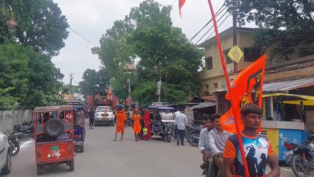 प्रथम कांवड़ पदयात्रा: सबलपुर से गोला गोकर्णनाथ तक श्रद्धालुओं का जत्था रवाना, 3 अगस्त को होगा जलाभिषेक