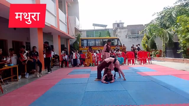 मथुरा के एम टी एस सीनियर सेकेंडरी स्कूल में खेल प्रतियोगिता का शुभारंभ 