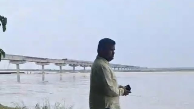 धनाराघाट पर कांवड़ यात्रा तैयारियों का एसडीएम मयंक गोस्वामी ने निरीक्षण कर दिए निर्देश