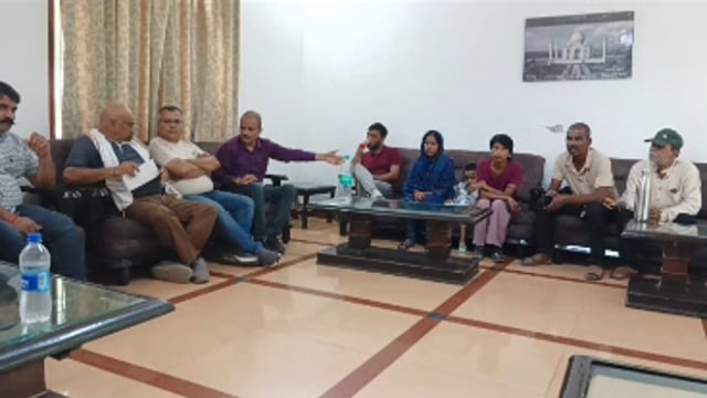 MANT-मथुरा के 68 पत्रकारों ने दिखाई मिसाल, दिवंगत साथी के परिवार को दिया ₹1,11,556 का, सहयोग,,