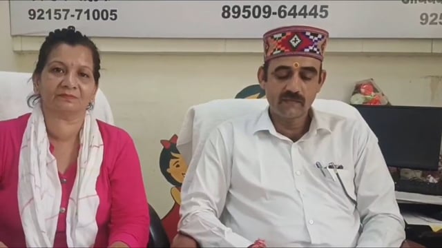 नवजात शिशु सडक के किनारे मिला 