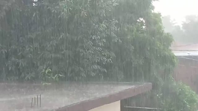 बांसडीह कस्बे सहित ग्रामीण क्षेत्रो में मौसम का बदला मिजाज,झमाझम बारिश से किसानो को मिली राहत