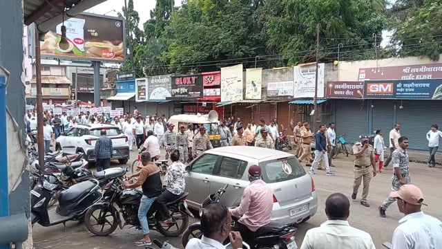 वाढीव घरपट्टी आंदोलन कृती समिती यांचे वतीने भव्य धडक मोर्चा 