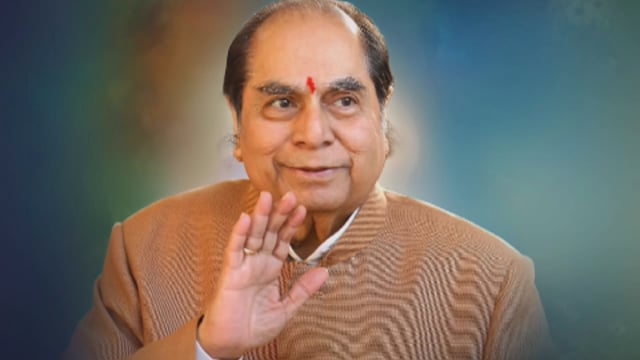 तीन राज्यांचे राज्यपाल शिक्षण क्षेत्रातील महर्षी यांनी घेतला अखेरचा श्वास. मान्यव रांनी घेतले अखेरचे दर्शन.
