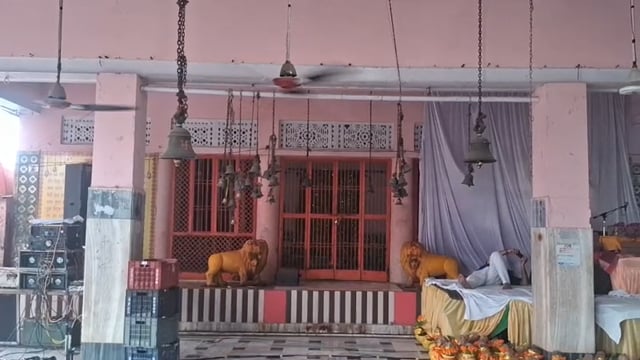 फरह कस्बा में 51 कलशो के साथ निकाली गई भव्य कलश यात्रा लाइव न्यूज़