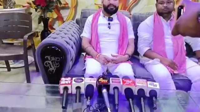 शाहजहांपुर (कांट): चर्चित गौतम मौर्य हत्याकांड मामले में पुलिस की कार्रवाई और खुलासे पर राजनीतिक प्रतिक्रियाएं आनी शुरू  हो गई हैं। ददरौल विधानसभा सीट से समाजवादी पार्टी के संभावित प्रत्याशी ठाकुर लखन प्रताप सिंह ने मामले को लेकर  दिया बयान