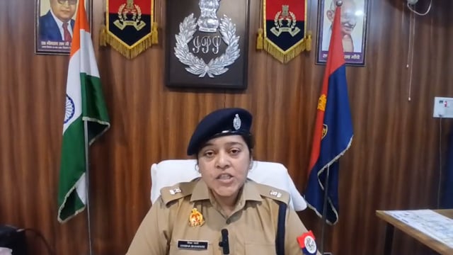 थाना कटरा क्षेत्रान्तर्गत युवक द्वारा युवती के घर में घुसने पर परिजनों द्वारा युवक व युवती के साथ मारपीट करने की घटना में पुलिस द्वारा कृत कार्यवाही के सम्बन्ध में अपर पुलिस अधीक्षक (ग्रामीण)  की बाइट।