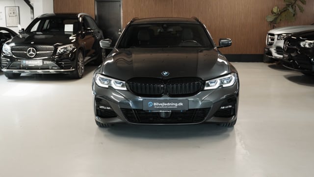 BMW 330e Touring 2,0 Plugin-hybrid M-Sport XDrive Steptronic 292HK Stc 8g Aut. – Video 1
