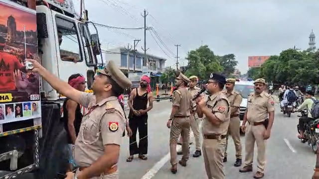 🆕️ सहारनपुर ब्रेकिंग....

*वरिष्ठ पुलिस अधीक्षक सहारनपुर द्वारा कांवड़ मार्ग का स्थलीय निरीक्षण, सुरक्षा एवं यातायात व्यवस्थाओं का लिया जायजा....*