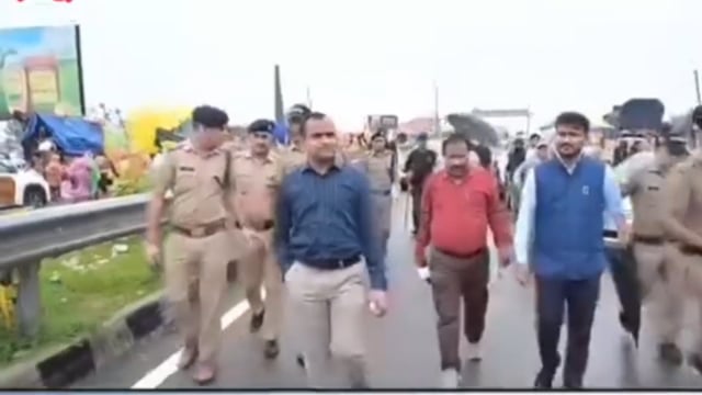 नारसन! बॉर्डर पर भारी बारिश में व्यवस्थाओं का जायजा लेने पहुंचे एस एस पी! डी एम!