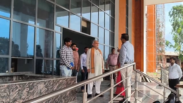 20 अगस्त तक नगर निगम भवन का प्रथम तल पूरा करने के निर्देश