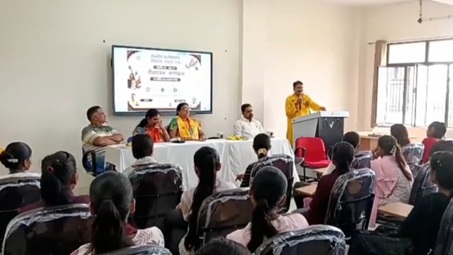 राजकीय महाविद्यालय गोवर्धन मथुरा में दीक्षारम्भ कार्यक्रम धूमधाम से मनाया गया