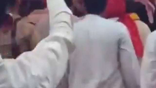 यूपी के आगरा में भाजपा विधायक छोटेलाल वर्मा मंच पर बोलने का मौका न मिलने