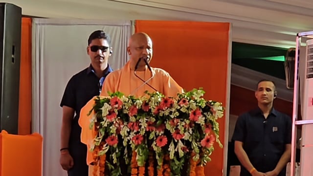जब नौकरी आती थी तो समाजवादी पार्टी का सैफई सिंडिकेट वसूली के लिए निकल पड़ता था सिद्धार्थनगर में मुख्यमंत्री योगी