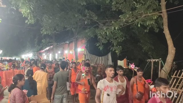 बमबम भोले के नारे से गूंजा कावांरिया पथ, बाबा नगरिया दूर है,जाना जरूर है।