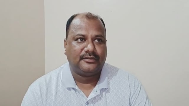 मनंजय सिंह ने उठाई बकाया रकम की आवाज, बदले में मिली जान से मारने की धमकी