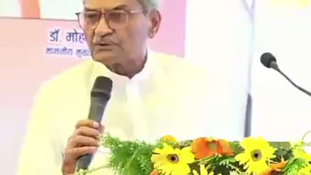 यह मध्यप्रदेश के रीवा से BJP के MP जनार्दन मिश्रा हैं 
E20 से लोगों की गाड़ियां बर्बाद हो रही हैं - पर इनका अहंकार सुनिए