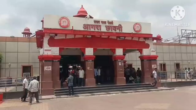 स्वतंत्रता दिवस के उपलक्ष में आगरा छावनी स्टेशनों पर चेकिंग अभियान चालू रहे आल्हा अधिकारी ने खुद हर चीज का लिया संज्ञान