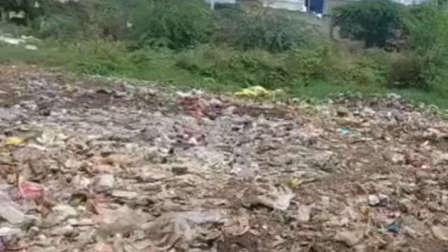 MANT-“सुरीर में गंदगी का ऐसा अंबार… नालियों का पानी सड़क पर, क्या बीमारी को दावत दे रहा प्रशासन?”