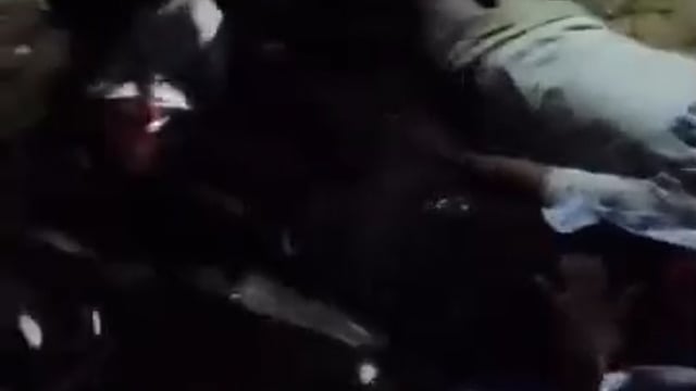 कांवड़ियों से भरी ट्रैक्टर-ट्रॉली पलटी, 8-10 घायल
शाहजहांपुर के कांट थाना क्षेत्र में जरावन गांव के पास गुरुवार रात कांवड़ियों से भरी ट्रैक्टर-ट्रॉली गौवंश के अचानक सामने आने से अनियंत्रित होकर पलट गई।