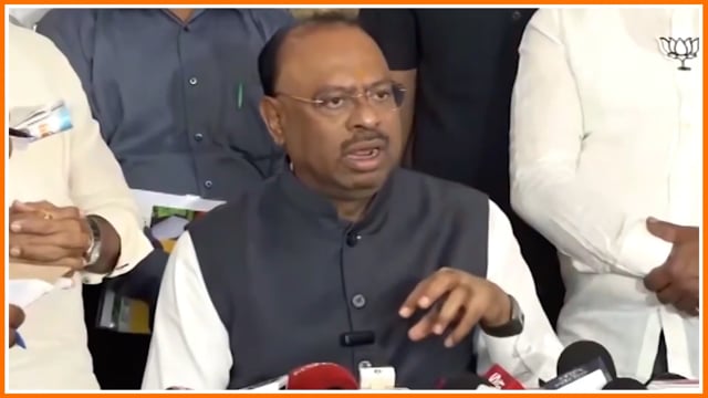 संबंधित एका प्रमाणपत्राची माझ्याकडे तक्रार आली तेव्हा मी त्यावर केवळ चौकशी करून अहवाल सादर करण्याचे निर्देश दिले. त्या त