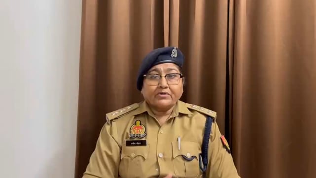 थाना बाबूगढ क्षेत्र के कुचेसर फ्लाईओवर के पास खडी कार में एक व्यक्ति का शव मिला है, *मृतक के शरीर पर कोई जाहिरा चोट नही 
