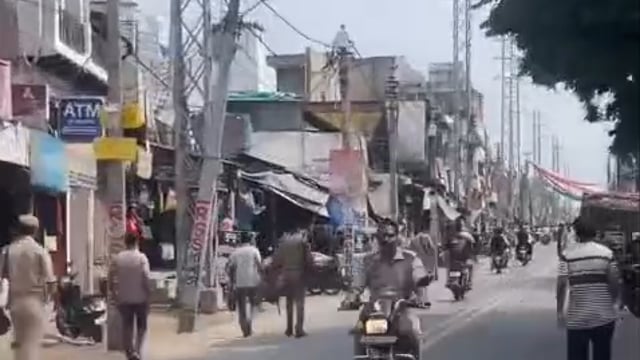 मथुरा के औरगाबाद में तेज रफ्तार ट्रक ने दो बाइकों में मारी जोरदार टक्कर दो की मौत दो गंभीर घायल रिपोर्टर मोहित शर्मा 