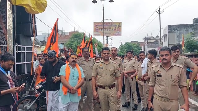 राष्ट्रीय बजरंग दल ने निकाली बाइक कांवड़ यात्रा, धनाराघाट से जल लेने के लिए हुए रवाना