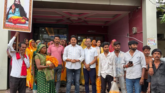 भाजपा नेता श्री महेश सोनी जी के नेतृत्व में नगर पंचायत अमेठी क्षेत्र में निकाली गई संत शिरोमणि श्री गुरु रविदास जी की