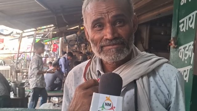 फरह महंगाई की मार से आम जनता परेशान छोटे दुकानदारों से आए दिन होती है नोक झोक 