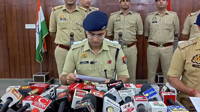 शराब ठेके के सेल्समैन हत्याकांड का खुलासा! 5 अभियुक्त गिरफ्तार, चाकू-मोबाइल  तमंचा व नकदी बरामद