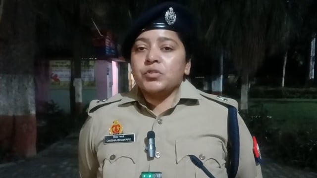 थाना खुटार क्षेत्रान्तर्गत कांवड़ियों की ट्रैक्टर ट्राली में सब्जी से भरी पिकअप द्वारा टक्कर मार देने से एक कांवडिये के घायल हो जाने व पुलिस द्वारा कृत कार्यवाही के सम्बन्ध में अपर पुलिस अधीक्षक (ग्रामीण) की बाइट।