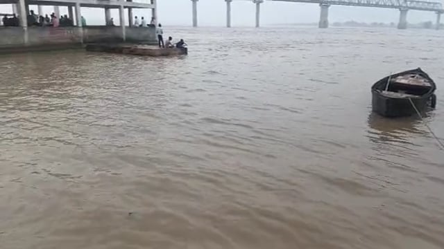 गंगा के जलस्तर में वृद्धि, तटवर्ती इलाके में हलचल