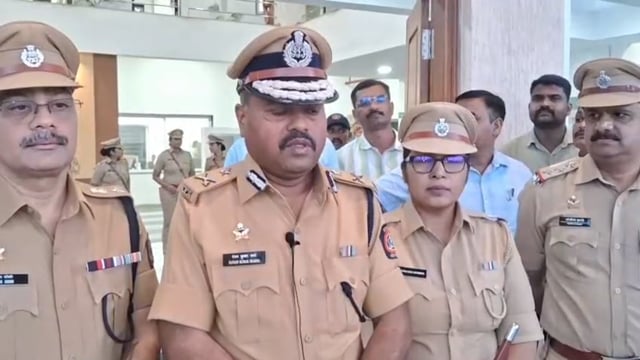एलसीबी कडून 300 किलो गांजा जप्त 