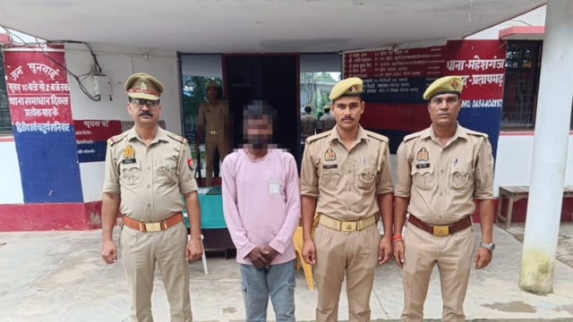 महेशगंज पुलिस की कार्रवाई, शिवाला मंदिर झींगुर के पास मुखबिर की सूचना पर पकड़ा गया आरोपी#latest_news 