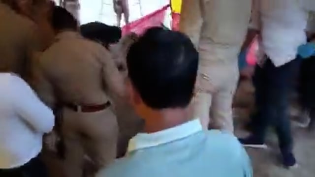 यूपी: बरेली में नाबालिग छात्रा का पड़ोसी युवक से  प्रेम प्रसंग चल रहा था।